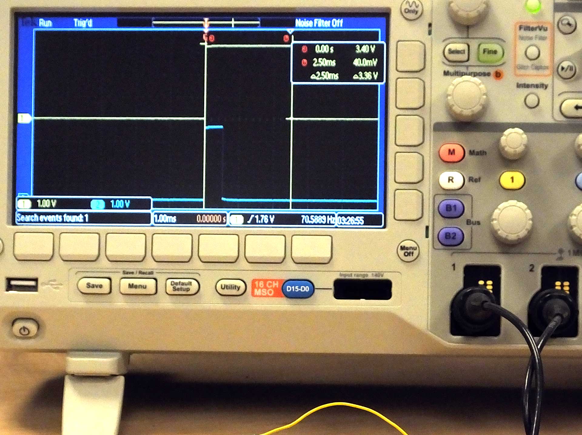 Servo Control Signals for ServoChron ServoA and Servo B at opposite angles from each other.